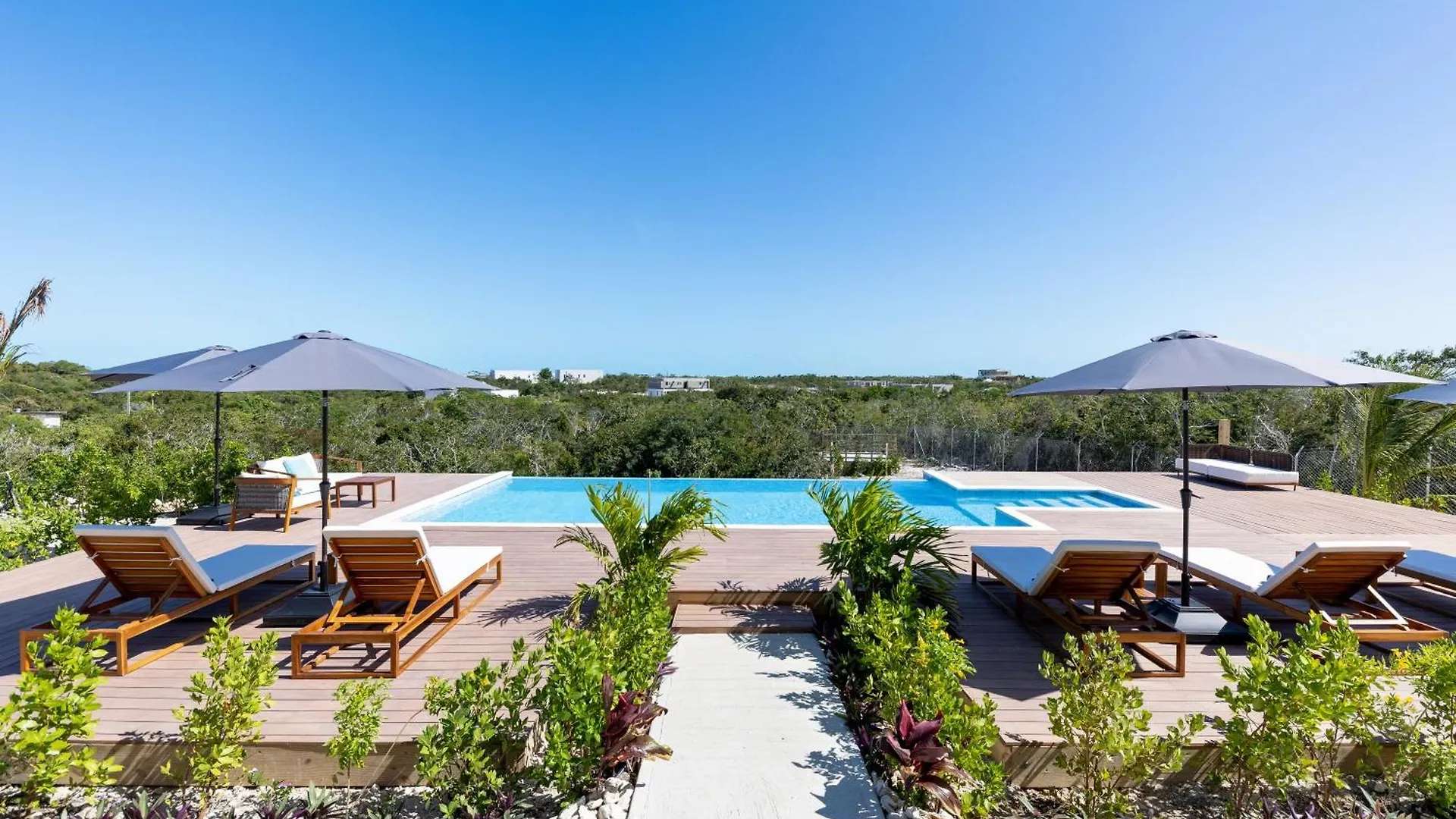 Coral I Long Bay Retreat I Luxury Stay Near Grace Bay & Long Bay Beach 0*,